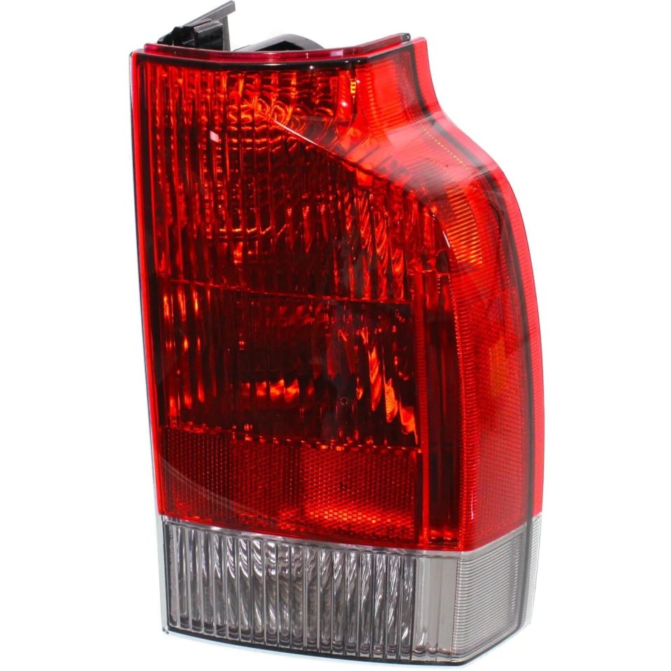Polished Dining New Tail Light Lamp Passenger Right Side Lower RH Hand Volvo V70 XC70 2003-2004